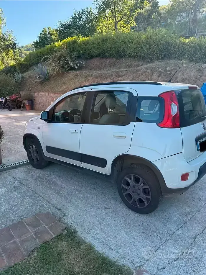 Usata Fiat Panda 4x4 95 CV (69 kW) 2015 Bianco Utilitaria