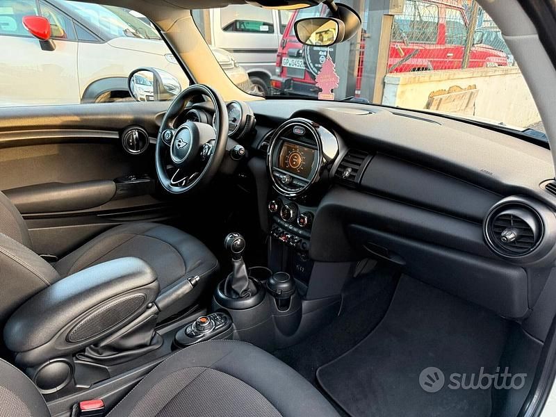 Begagnad Mini One D 95 HK (69 kW) 2015 Beige Halvkombi