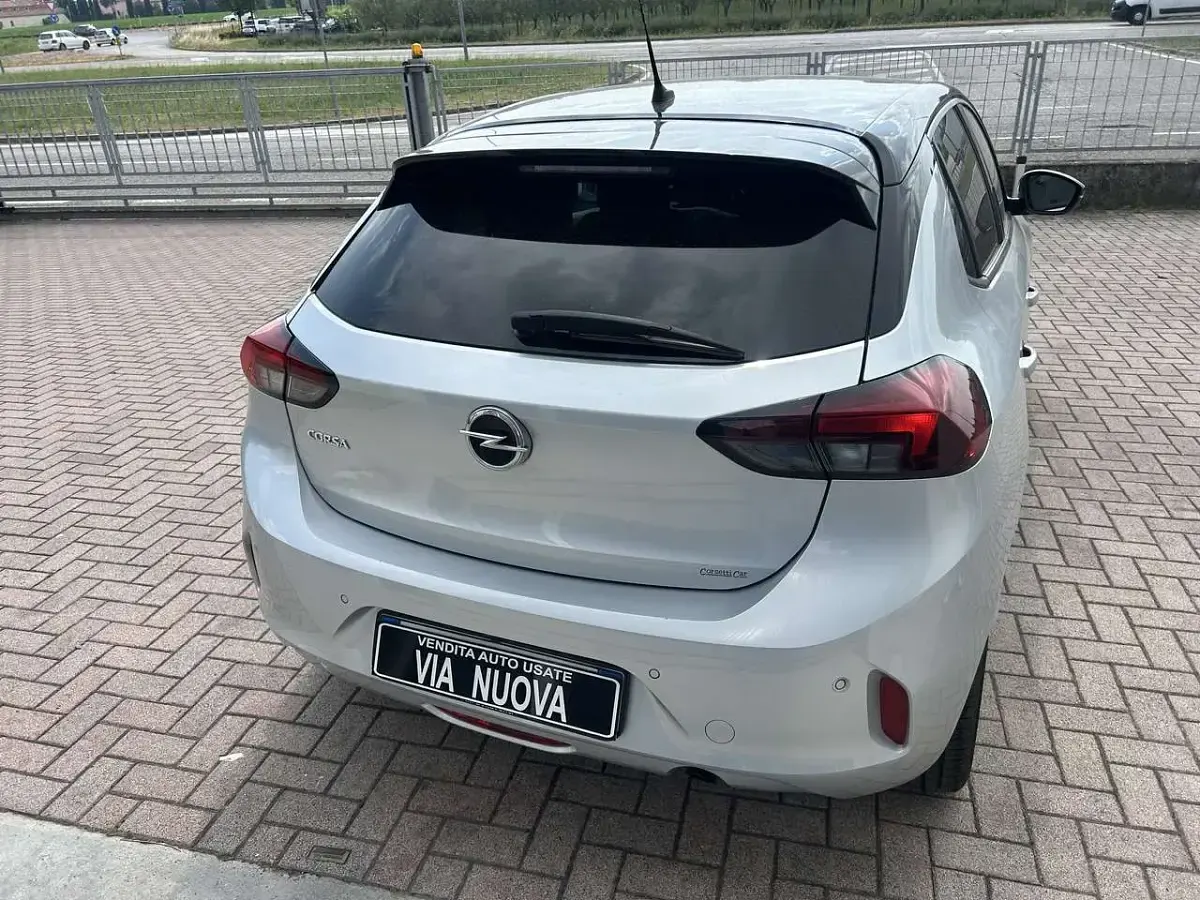 Usata Opel Blitz Edition 101 CV (74 kW) 2022 Grigio Berlina