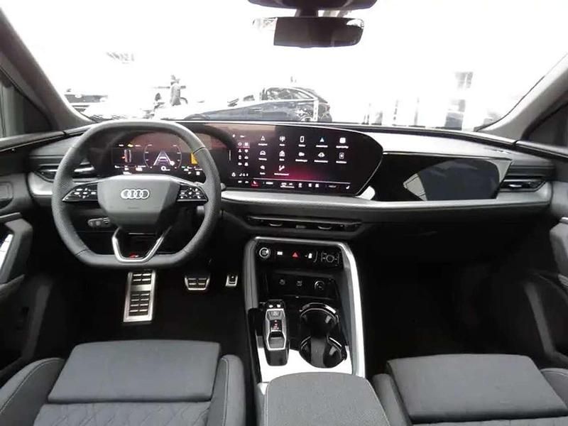 Nuova Audi Q5 Sportback S-Line 204 CV (150 kW) 2025 Grigio daytona effetto perla SUV