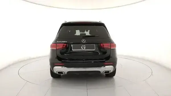 Usata Mercedes GLB200 150 CV (110 kW) 2021 Nero SUV