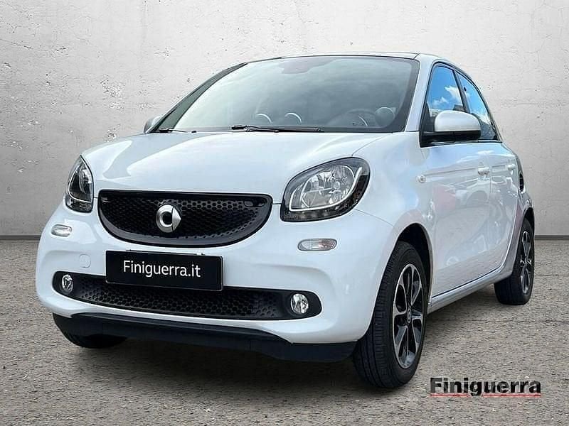 Usata Smart ForFour Prime 71 CV (52 kW) 2015 Bianco Utilitaria