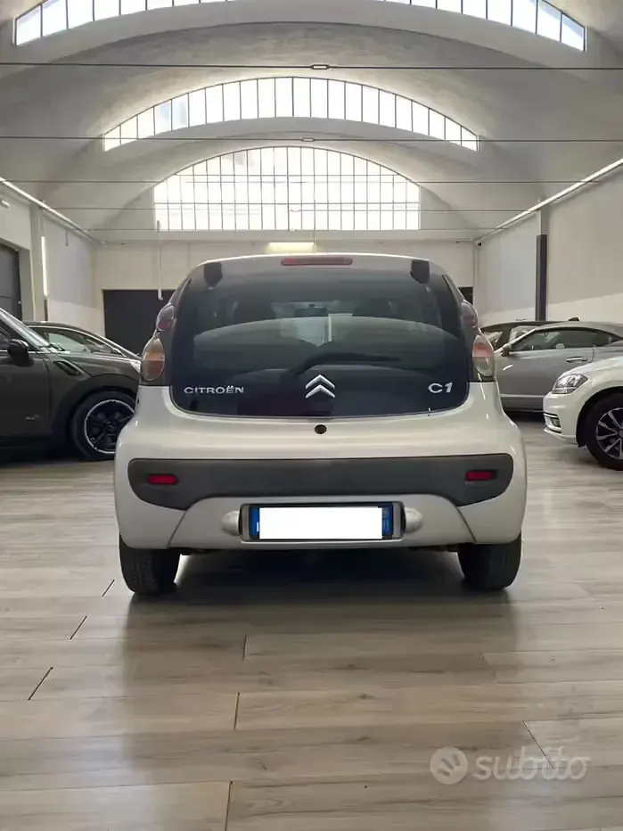 Usata Citroën C1 68 CV (50 kW) 2009 Grigio Utilitaria