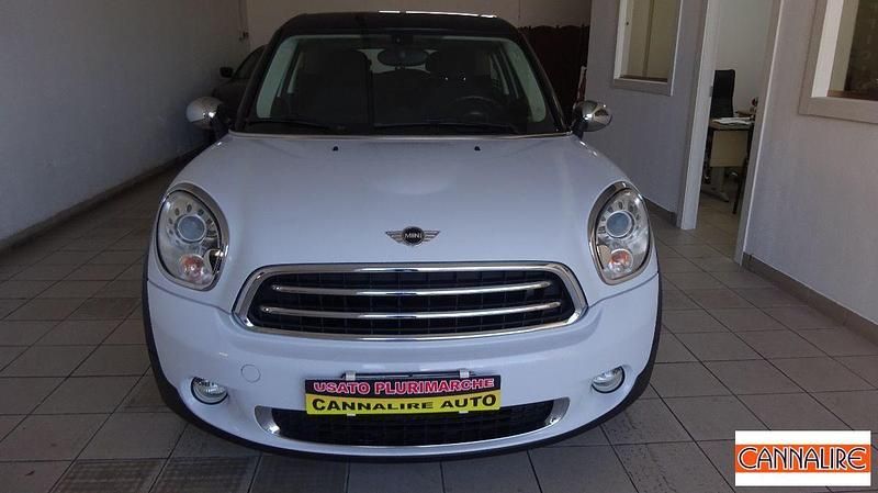 Bianco Usata 2015 Mini Cooper D Paceman Business SUV | 7900 € (Buon prezzo) - Immagine 1/4