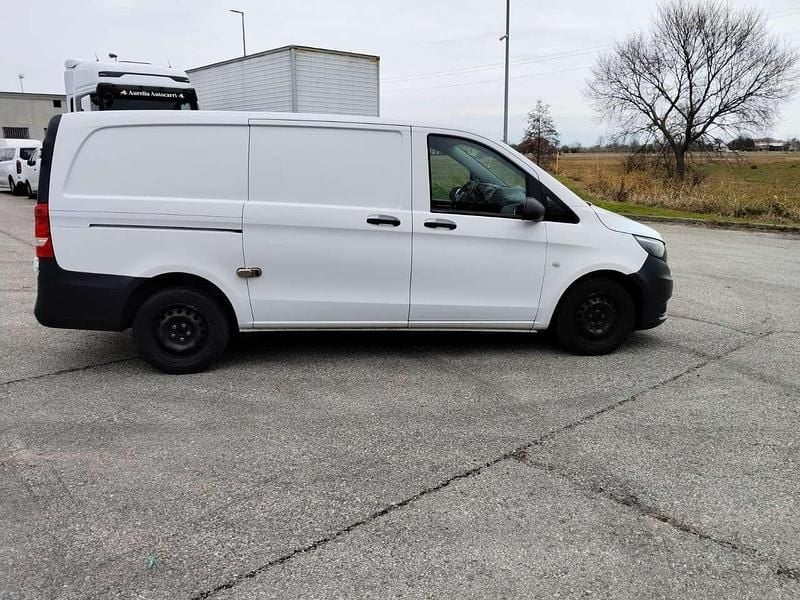 Usata Mercedes Vito 102 CV (75 kW) 2021 Bianco Furgone