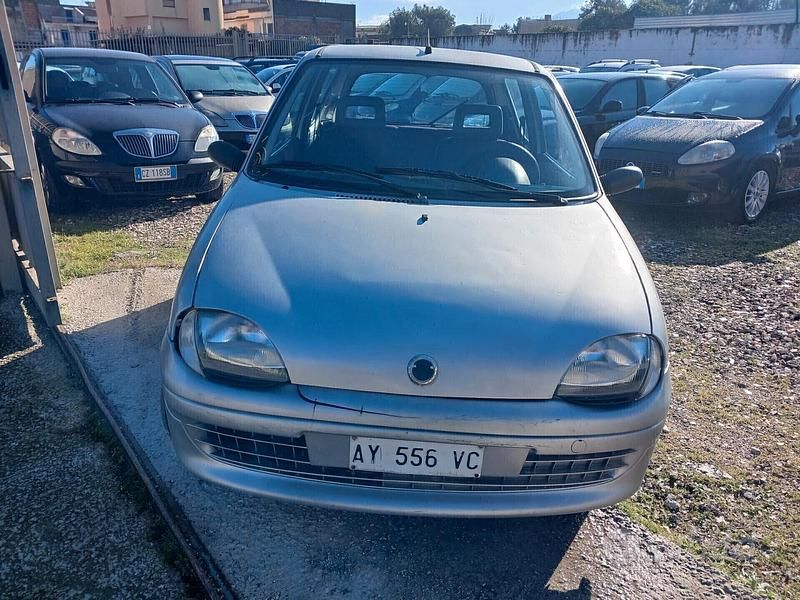 Usata Fiat Seicento 54 CV (39 kW) 1998 Grigio Utilitaria