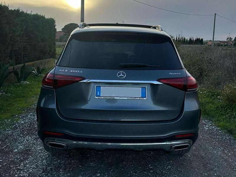 Usata Mercedes GLE300 Premium 245 CV (180 kW) 2020 Argento SUV