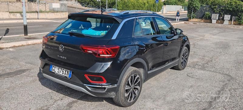 Usata VW T-Roc Style 150 CV (110 kW) 2022 Nero SUV