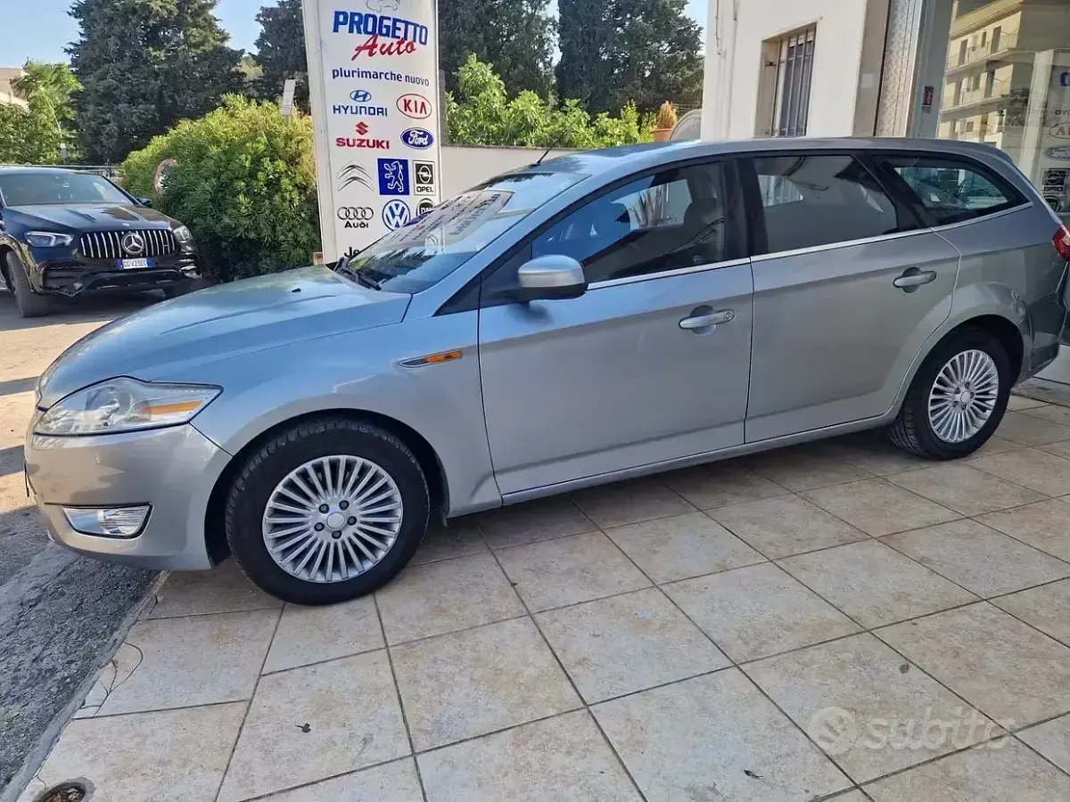 Usata Ford Mondeo Titanium 140 CV (102 kW) 2008 Grigio Station wagon