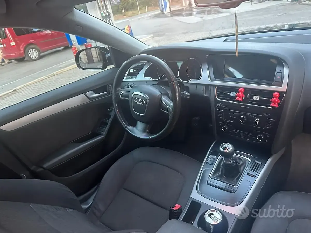 Usata Audi A5 170 CV (125 kW) 2010 Nero Coupé