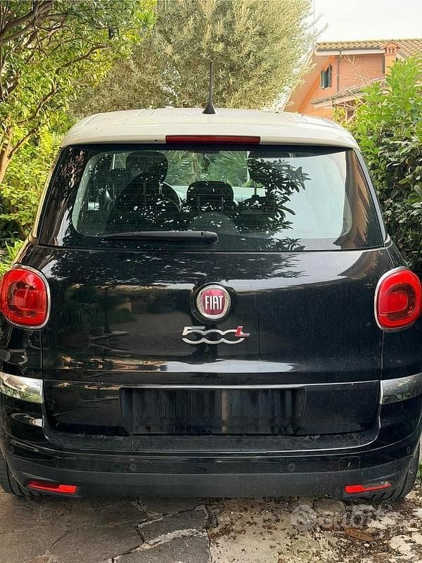 Nero Usata 2021 Fiat 500L Monovolume | 13.500 € (Buon prezzo) - Immagine 1/2
