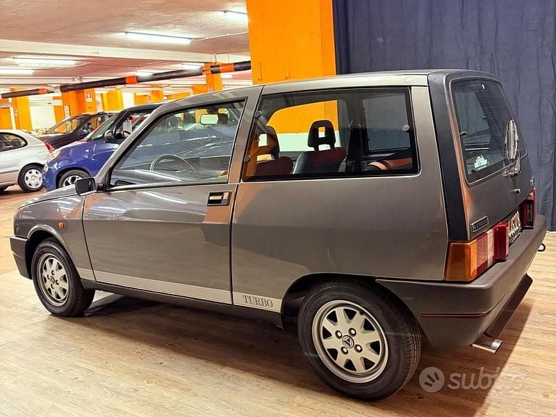 Usata Autobianchi Y10 85 CV (62 kW) 1985 Grigio Utilitaria