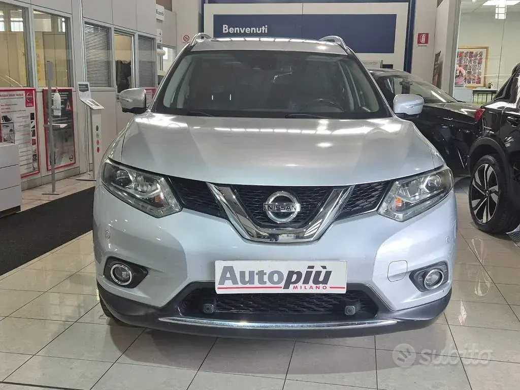Używany Nissan X-Trail Tekna 131 KM (96 kW) 2015 Szary SUV