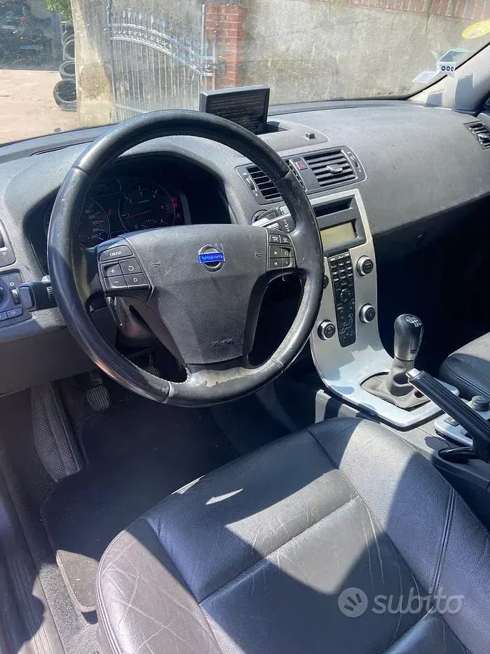 Usata Volvo V50 115 CV (84 kW) 2011 Grigio Station wagon
