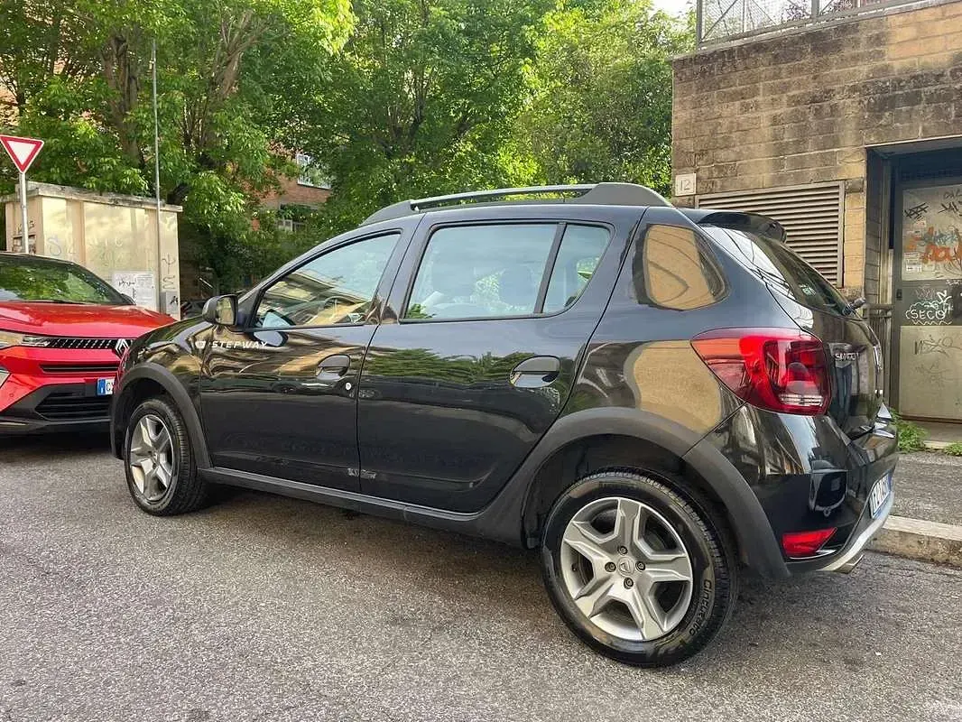 Brugt Dacia Sandero Comfort 90 HK (66 kW) 2019 Sort Sedan