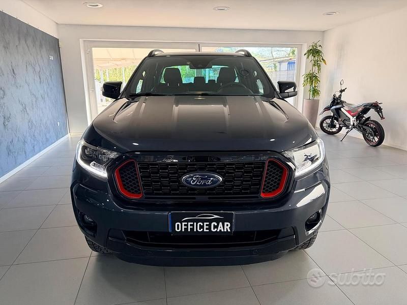 Begagnad Ford Ranger Wildtrack 213 HK (156 kW) 2022 Grå Pickup
