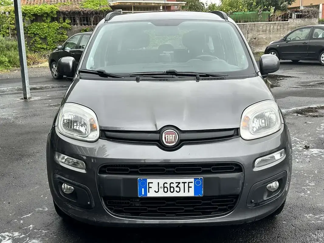 Usata Fiat Panda Lounge 95 CV (69 kW) 2017 Grigio Utilitaria