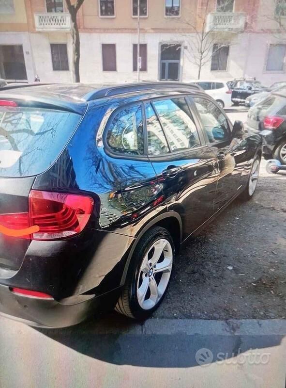 Usata BMW X1 177 CV (130 kW) 2011 Nero SUV