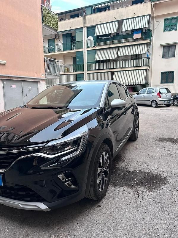 Usata 2024 Renault Captur SUV | 19.500 € (Buon prezzo) - Immagine 1/4