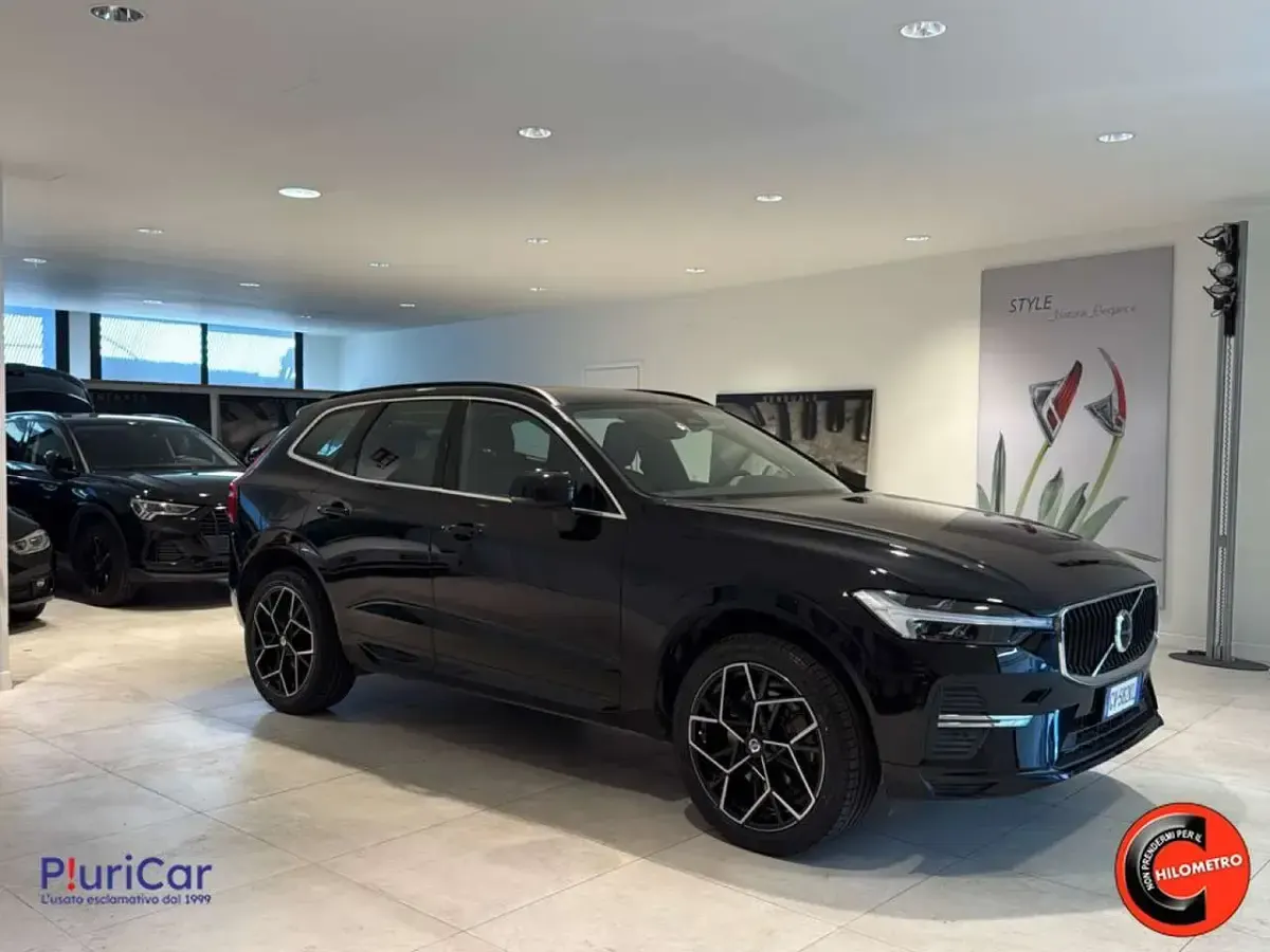 Usata Volvo XC60 197 CV (144 kW) 2024 Nero SUV