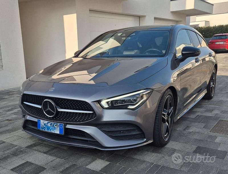 Usata Mercedes CLA200 Premium 163 CV (119 kW) 2021 Grigio Station wagon