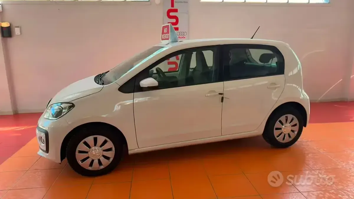 Usata VW up! 60 CV (44 kW) 2017 Bianco Utilitaria