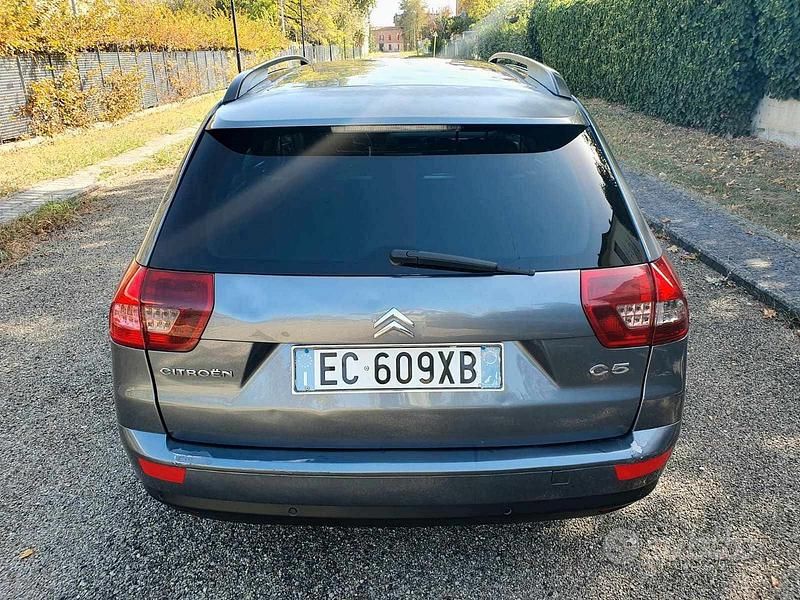 Usata Citroën C5 140 CV (102 kW) 2010 Grigio Station wagon
