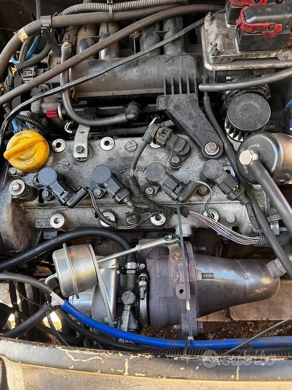 Usata Lancia Ypsilon 95 CV (69 kW) 2010 Nero Utilitaria