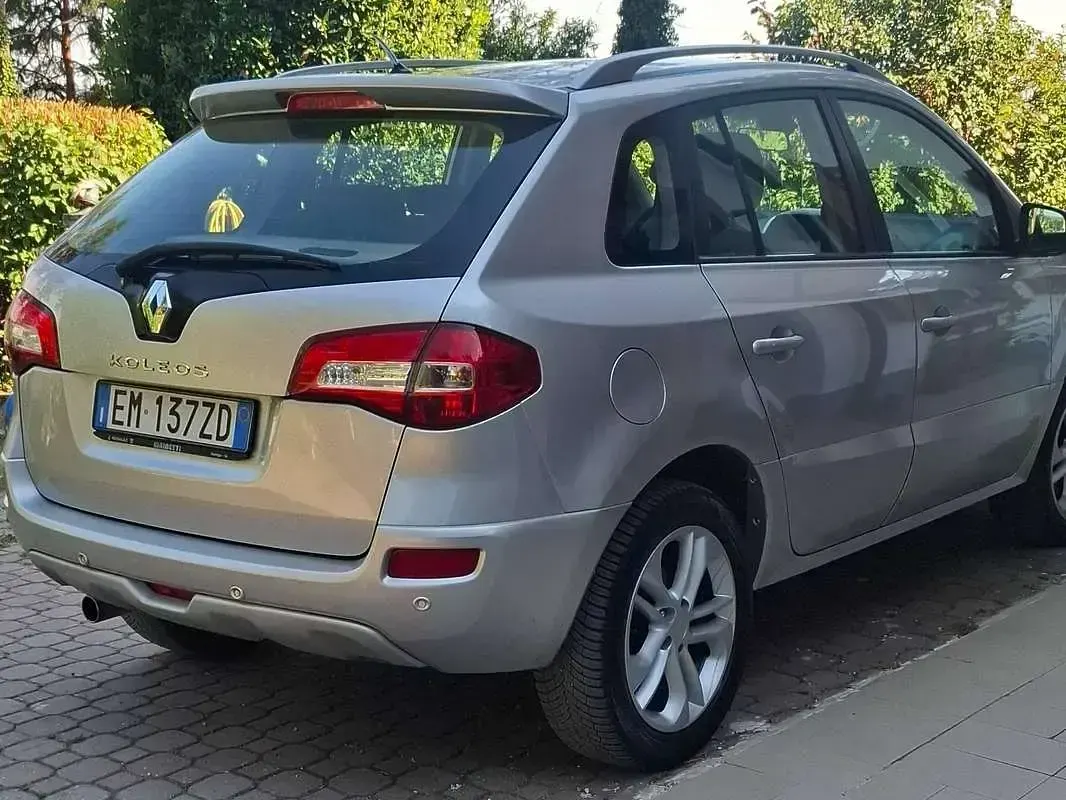 Usata Renault Koleos Dynamique 150 CV (110 kW) 2012 Grigio SUV