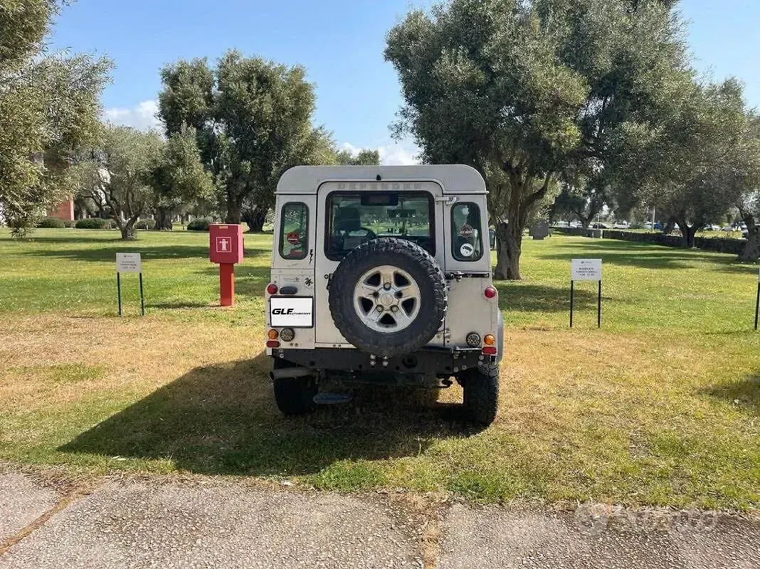 Gebraucht Land Rover Defender 2004 Grau Kombi