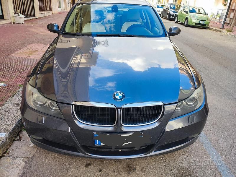 Usata BMW 320 129 CV (94 kW) 2007 Grigio Berlina