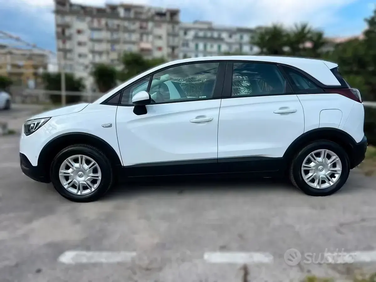 Usata Opel Crossland Innovation 75 CV (55 kW) 2017 Bianco SUV