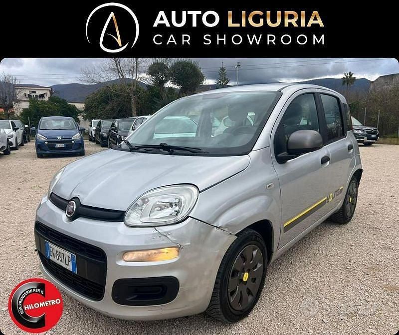 Usata Fiat Panda Young 69 CV (50 kW) 2014 Grigio Utilitaria