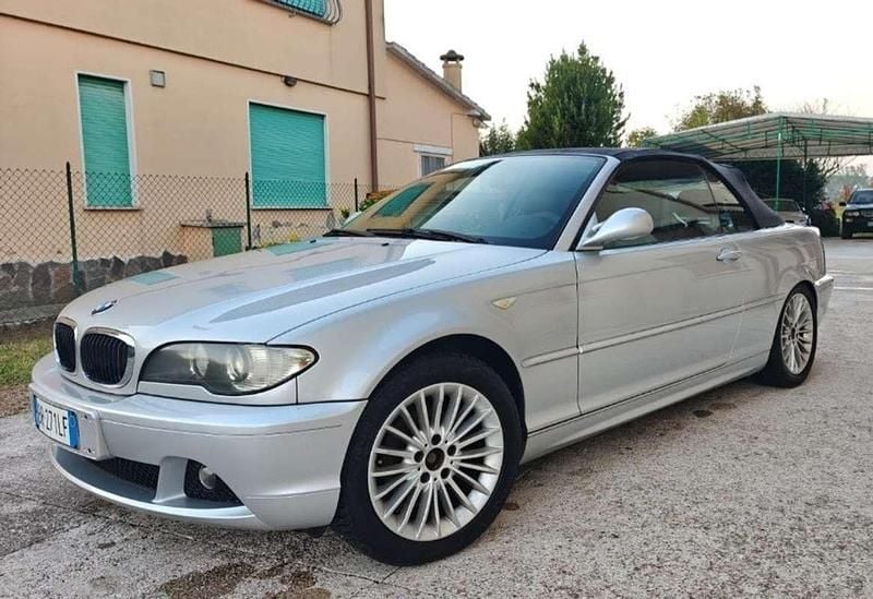 Usata 2004 BMW 318 Cabriolet Cabrio | 7900 € (Buon prezzo) - Immagine 1/4