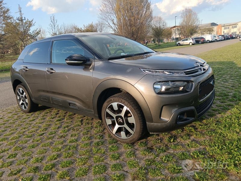 Usata 2018 Citroën C4 Cactus Shine Due volumi | 10.000 € (Buon prezzo) - Immagine 1/4