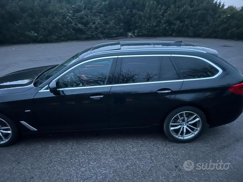 Usata BMW 520 Luxury Line 2018 Nero Station wagon