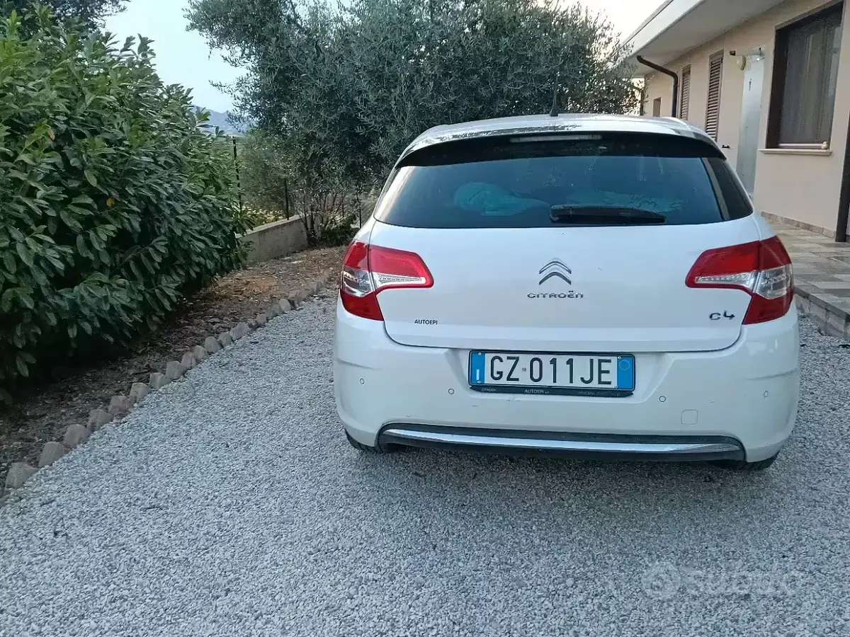 Usata Citroën C4 92 CV (67 kW) 2013 Bianco Berlina