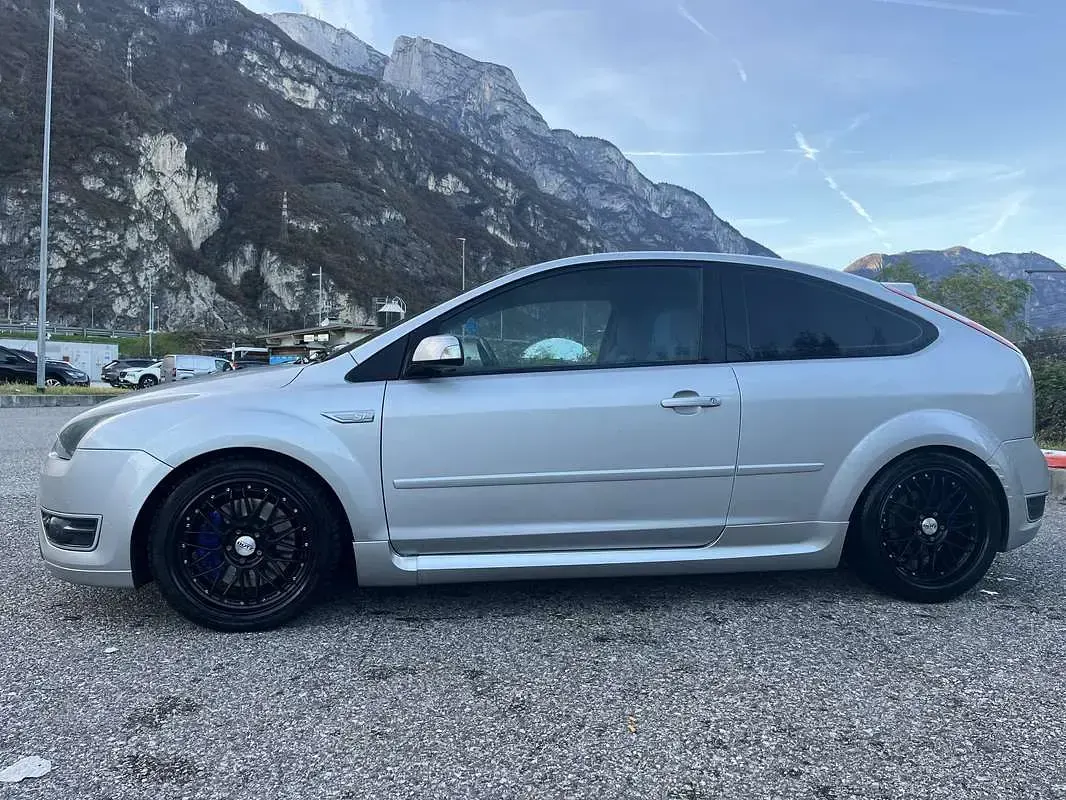 Usata Ford Focus ST 226 CV (166 kW) 2007 Berlina