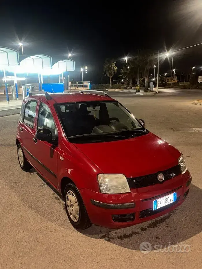 Usata Fiat Panda 69 CV (50 kW) 2012 Rosso Utilitaria