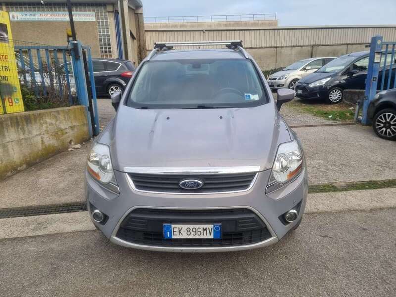 Venduto Ford Kuga 2.0 tdci Titanium 4. - auto usate in vendita