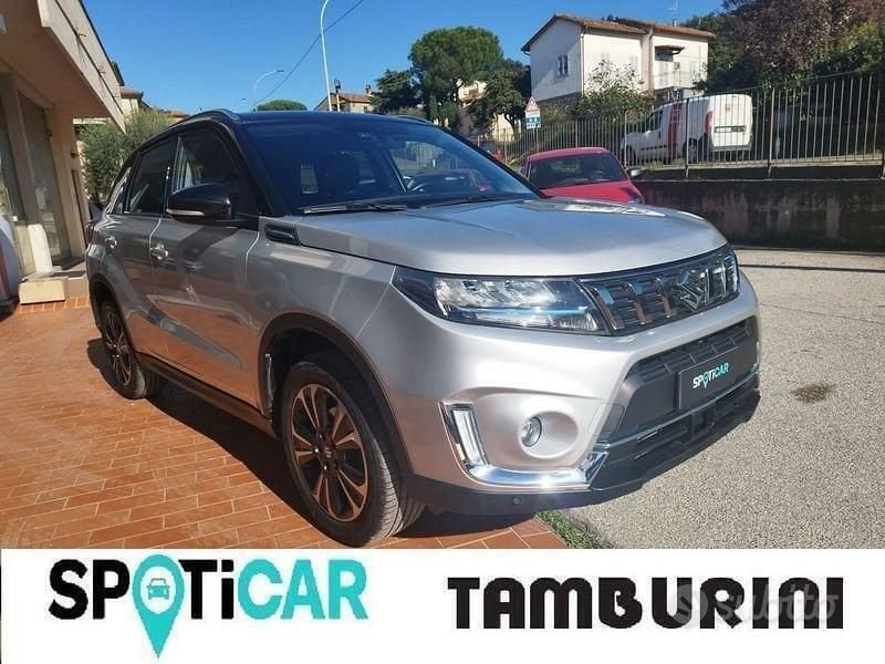 Argento Usata 2020 Suzuki Vitara SUV | 14.800 € (Buon prezzo) - Immagine 1/4