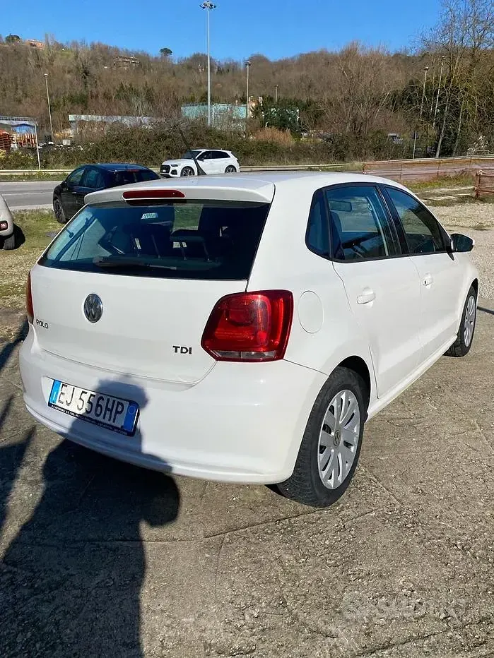 Usata VW Polo 75 CV (55 kW) 2011 Bianco Utilitaria