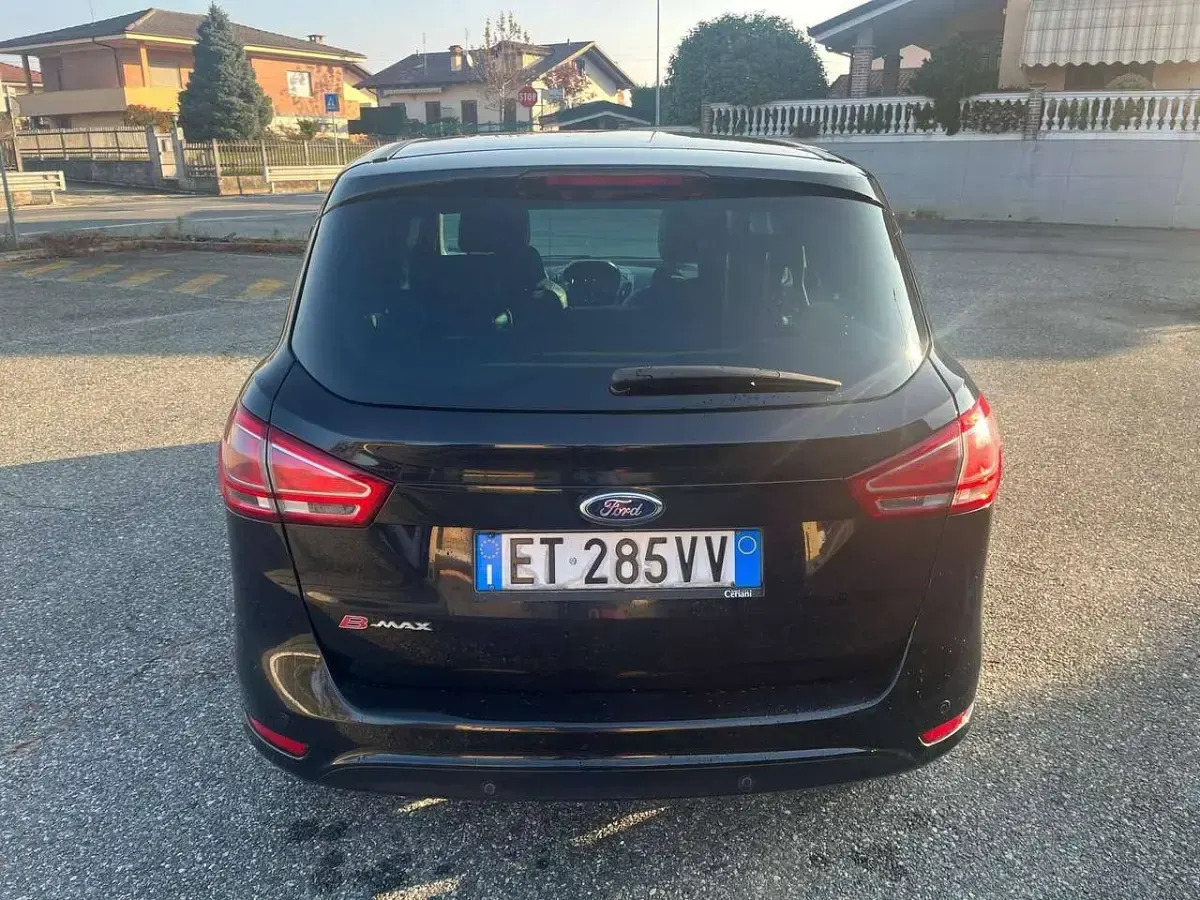 Usata Ford B-MAX Titanium 105 CV (77 kW) 2014 Nero Monovolume