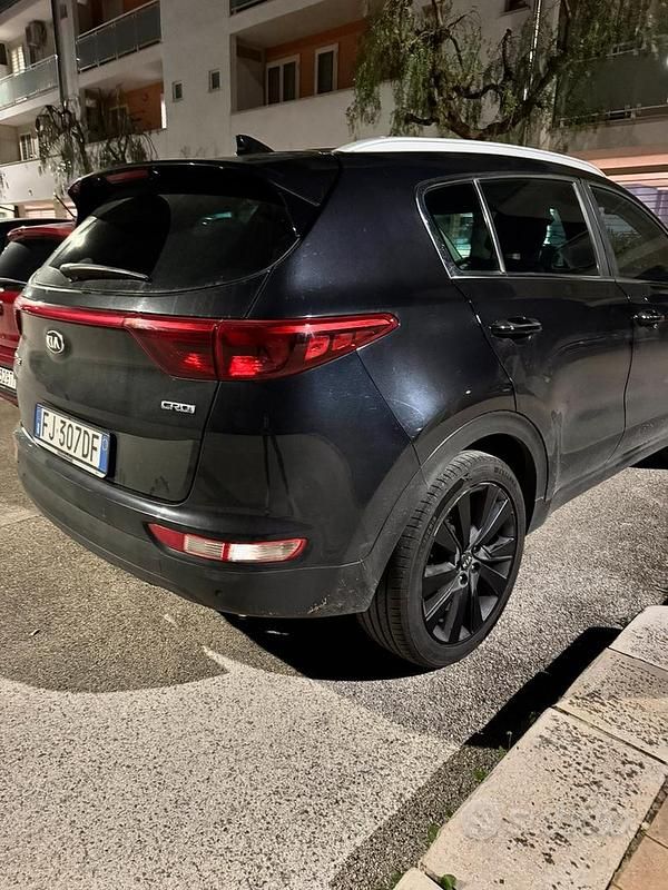 Usata Kia Sportage 115 CV (84 kW) 2017 Nero SUV