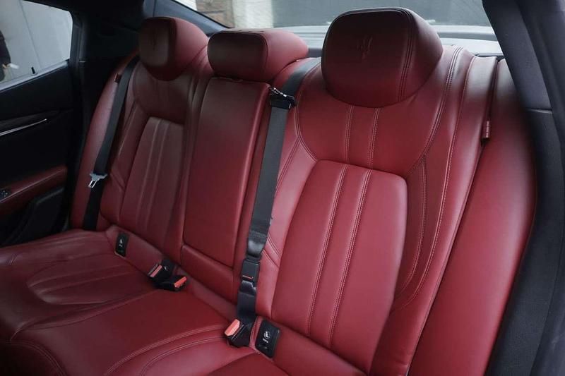 Usata Maserati Ghibli 250 CV (183 kW) 2018 Nero Berlina