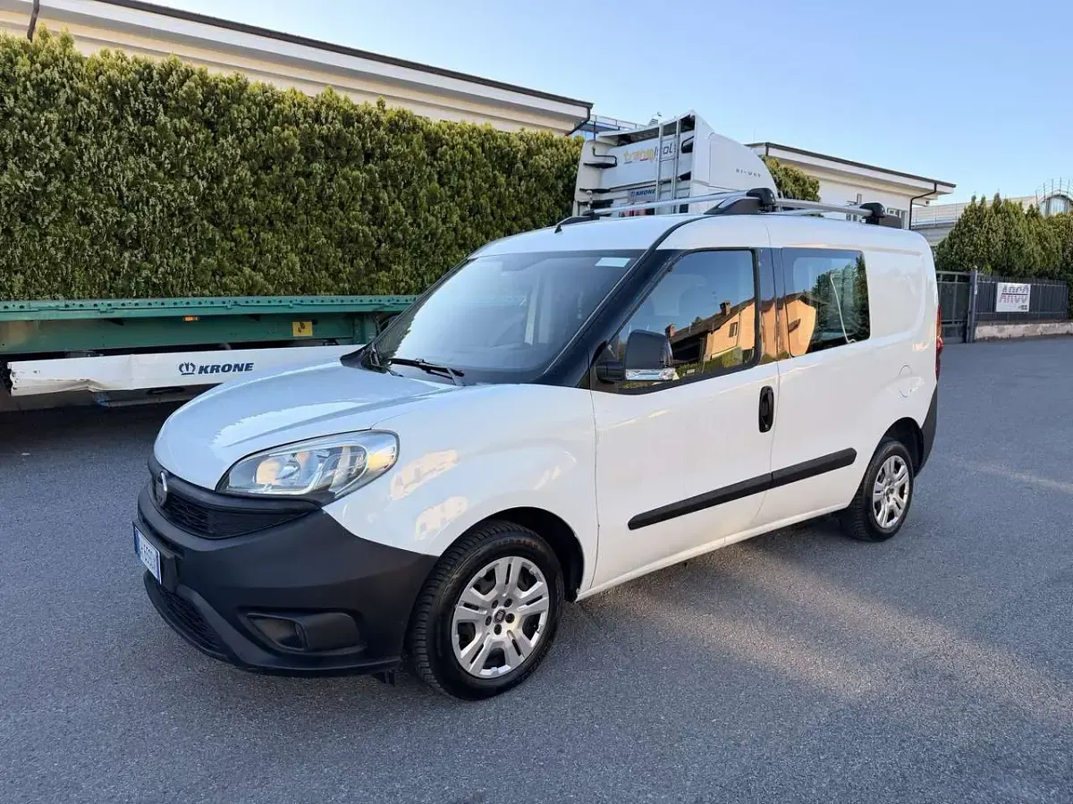 Usata Fiat Doblò Easy 90 CV (66 kW) 2021 Other Monovolume