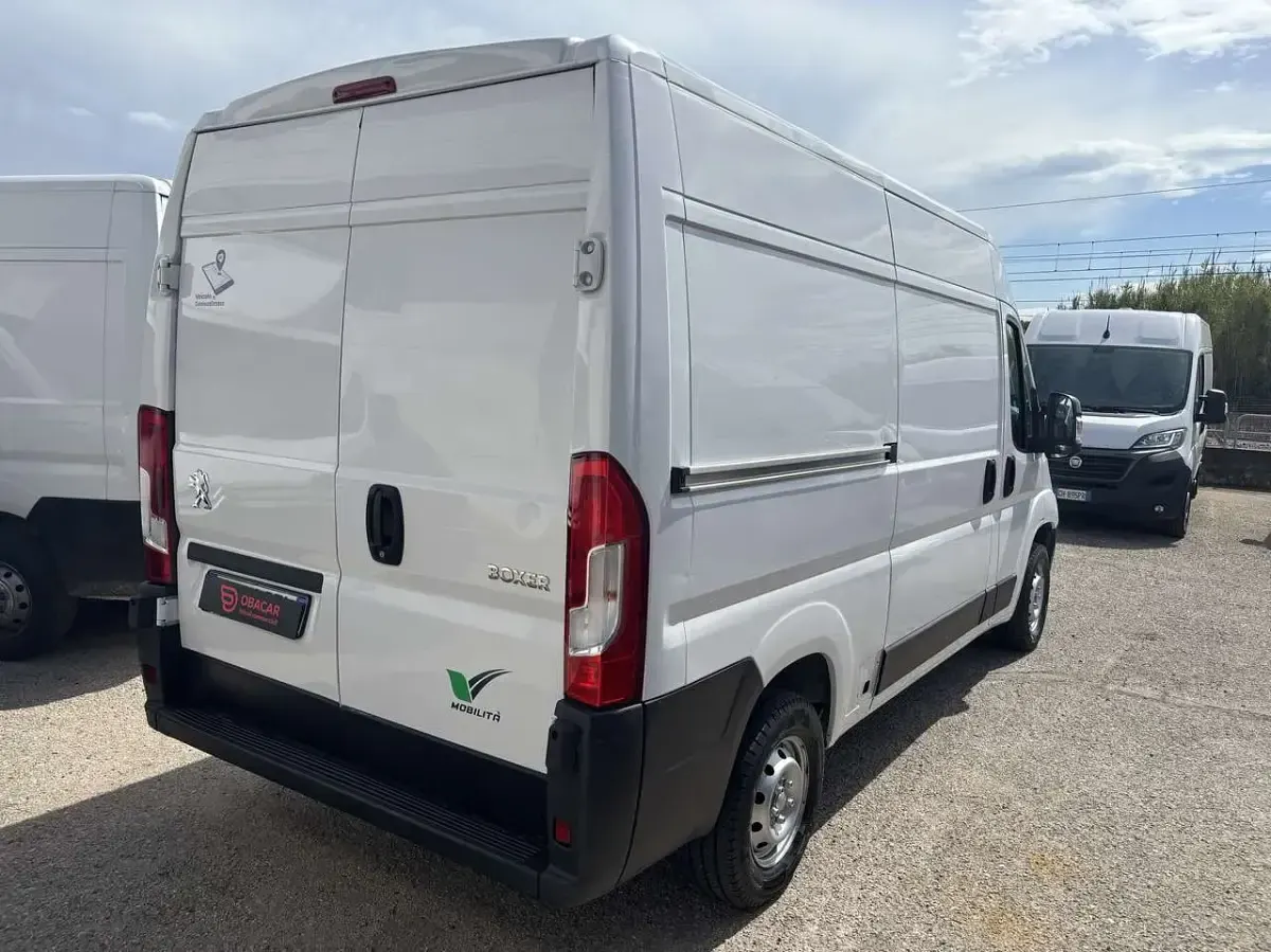 Usata Peugeot Boxer 140 CV (102 kW) 2021 Bianco Furgone