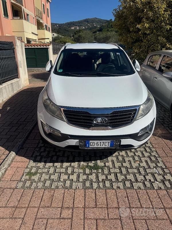 Bianco Usata 2012 Kia Sportage Plus SUV | 6800 € (Ottimo prezzo) - Immagine 1/4