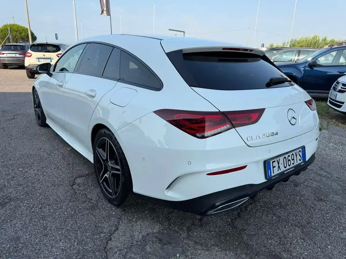 Usata Mercedes CLA200 Shooting Brake Premium 150 CV (110 kW) 2019 Bianco Station wagon