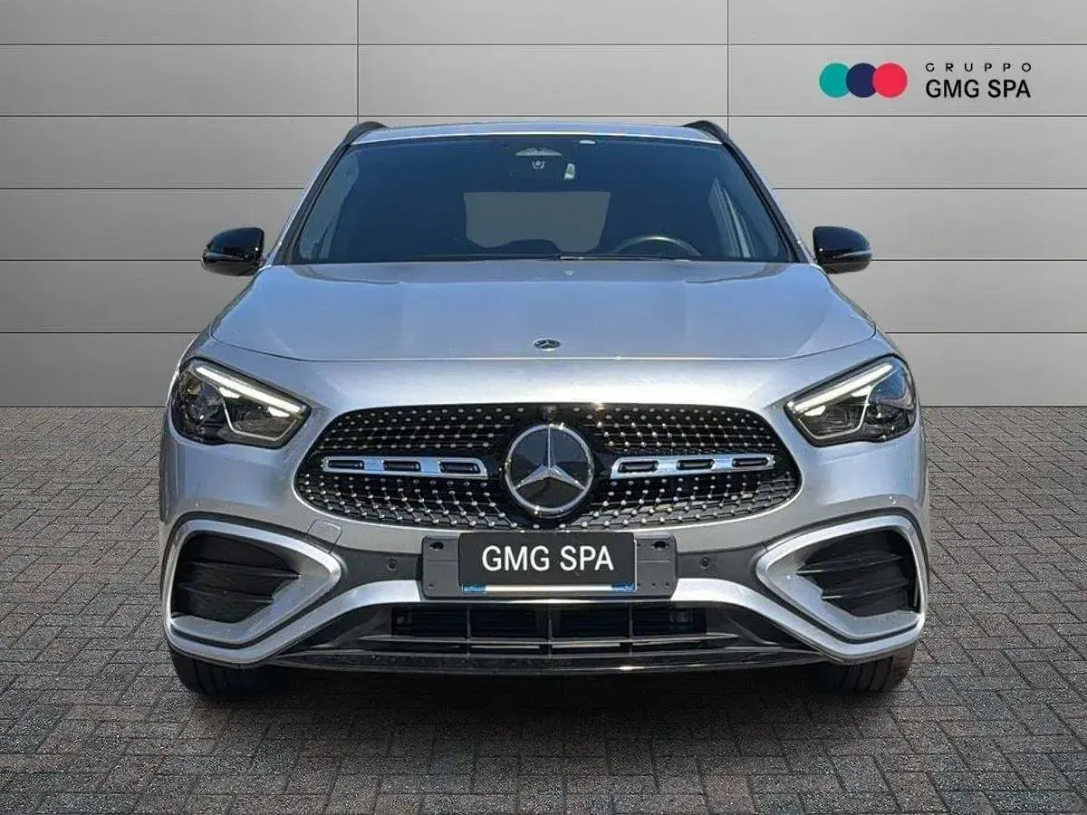 Usata Mercedes GLA200 Advanced Plus 150 CV (110 kW) 2025 Argento SUV